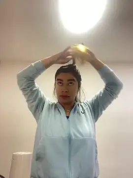 CharlotteBrownn  online show from 4, 3, 2026