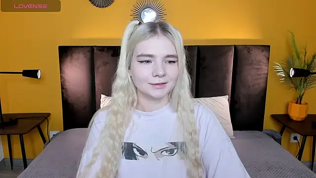 RuthBryant online show from 24, 11, 2025