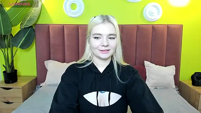 RuthBryant online show from 20, 10, 2025