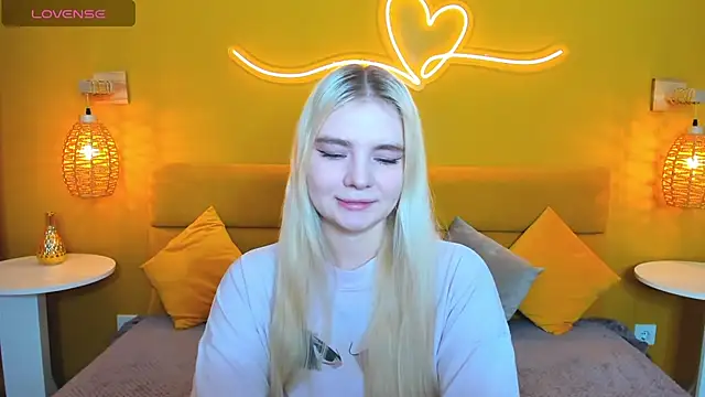 RuthBryant online show from 15, 11, 2025