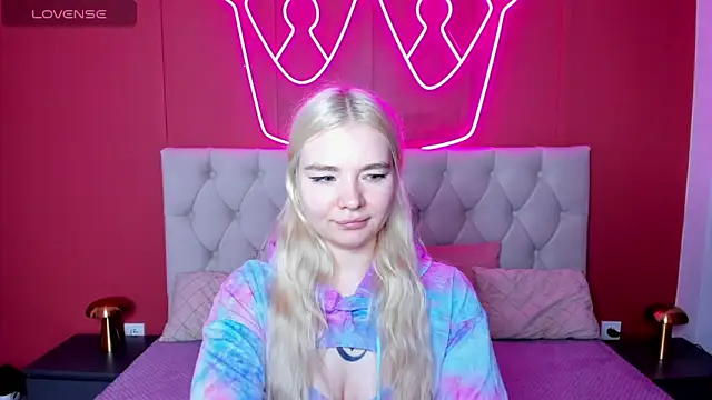 RuthBryant online show from 16, 9, 2025