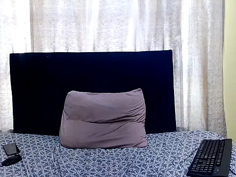 KinkyTrans23 online show from 6, 2, 2026