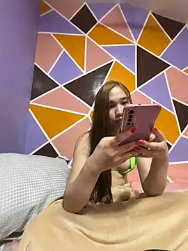  SweetSofialove online show from 13, 5, 2026