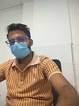 themasklover online show from 18, 5, 2026