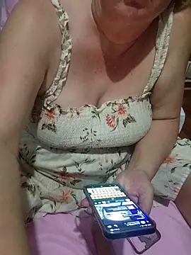 Sugarloveless online show from 17, 9, 2025