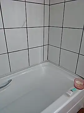 Sugarloveless online show from 1, 3, 2026