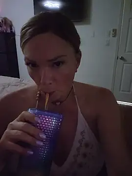 Snapshot of Sugarloveless chatting on 17, 5, 2026 Sugarloveless online show from 17, 5, 2026