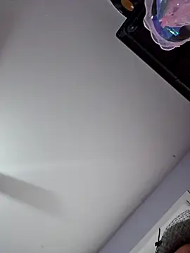 Sugarloveless online show from 3, 10, 2025