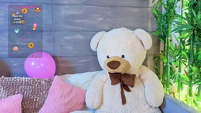 MeganAdamms online show from 25, 9, 2025