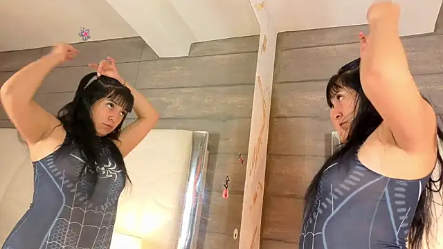 MeganAdamms online show from 7, 10, 2025