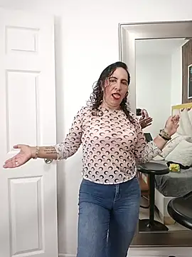 Luna Naughty1 online show from 27, 3, 2026