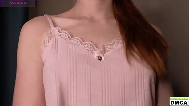 KattikissWiu online show from 4, 4, 2026