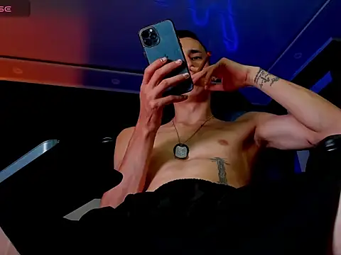 Damartinez27 online show from 12, 11, 2025