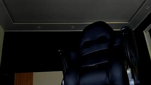 Damartinez27 online show from 26, 11, 2025