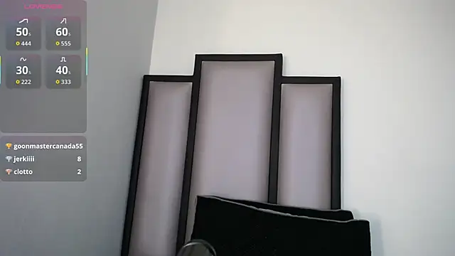 Snapshot of Lucy-23 chatting on 28, 9, 2025 Lucy-23 online show from 28, 9, 2025