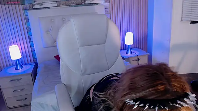 rihonna hs8 online show from 23, 9, 2025