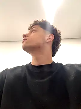 Snapshot of afos_ chatting on 29, 10, 2025 afos online show from 29, 10, 2025