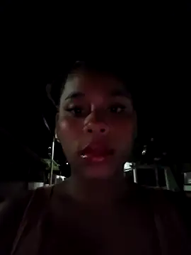 Snapshot of Mia-sensual chatting on 24, 10, 2025 Mia-sensual online show from 24, 10, 2025