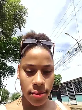 Snapshot of Mia-sensual chatting on 20, 9, 2025 Mia-sensual online show from 20, 9, 2025