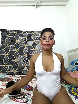 Snapshot of Mia-sensual chatting on 1, 11, 2025 Mia-sensual online show from 1, 11, 2025