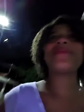 Snapshot of Mia-sensual chatting on 19, 11, 2025 Mia-sensual online show from 19, 11, 2025