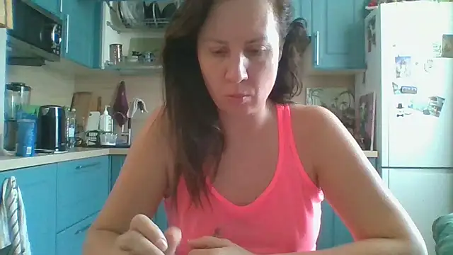 ALICAINWONDERLAND online show from 25, 3, 2026