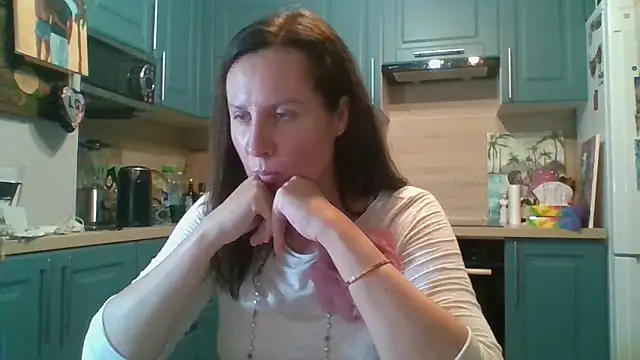 ALICAINWONDERLAND online show from 9, 11, 2025