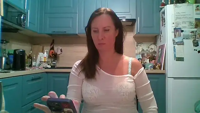 ALICAINWONDERLAND online show from 14, 2, 2026