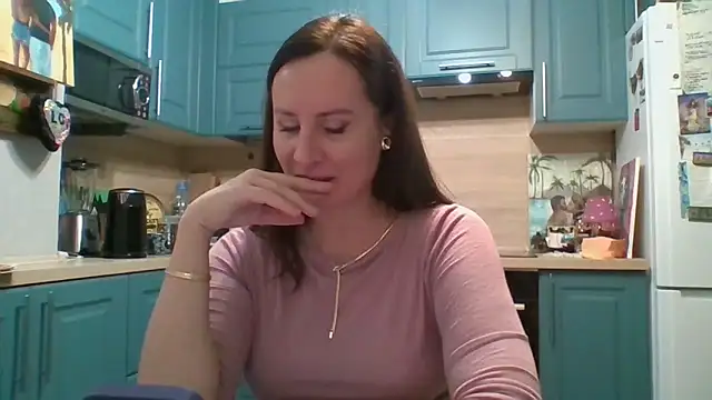 ALICAINWONDERLAND online show from 29, 11, 2025