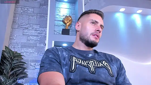 dominic de luca online show from 6, 4, 2026