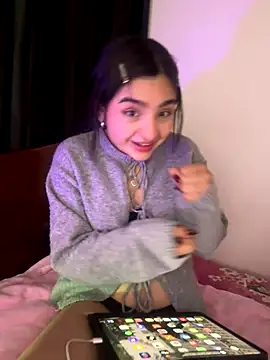 Clementyne30 online show from 29, 10, 2025