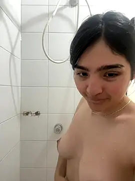 Clementyne30 online show from 23, 9, 2025