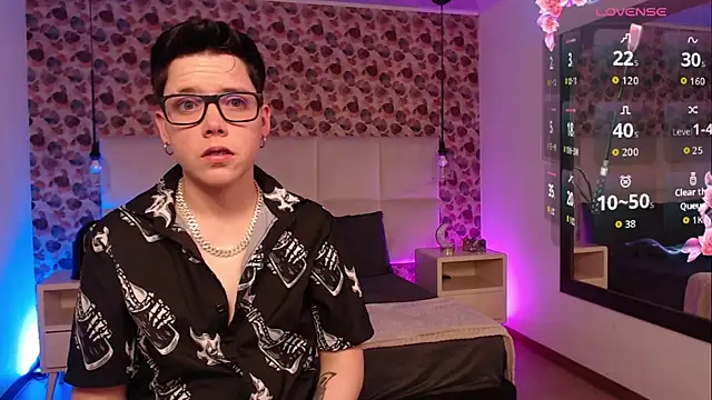 SpencerMontgomery online show from 29, 9, 2025