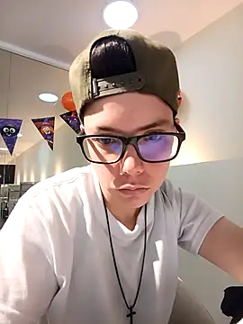 SpencerMontgomery online show from 28, 10, 2025