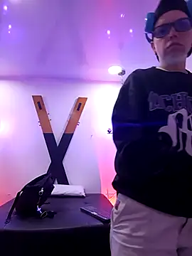 SpencerMontgomery online show from 15, 11, 2025