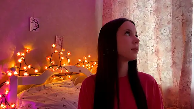 Snapshot of AxyKitten chatting on 20, 10, 2025 AxyKitten online show from 20, 10, 2025