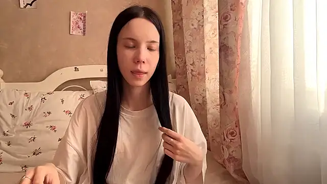 Snapshot of AxyKitten chatting on 22, 9, 2025 AxyKitten online show from 22, 9, 2025