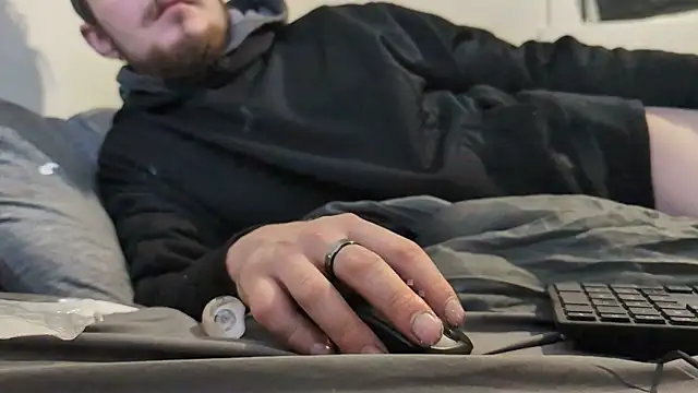 youngblondetwink online show from 8, 1, 2026