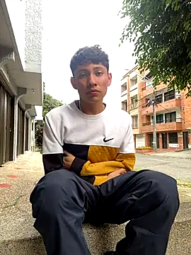 elfernh online show from 1, 11, 2025