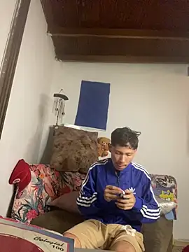 elfernh online show from 9, 10, 2025