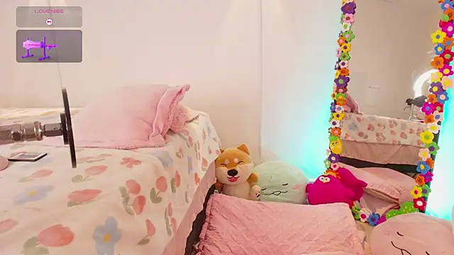 justonecute online show from 26, 9, 2025