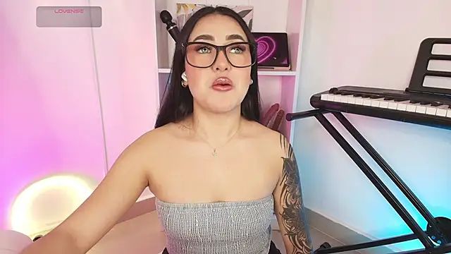 justonecute online show from 7, 1, 2026