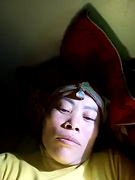 CoMay003 online show from 18, 12, 2025