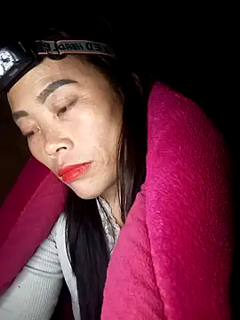 CoMay003 online show from 17, 11, 2025