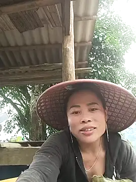 CoMay003 online show from 28, 3, 2026