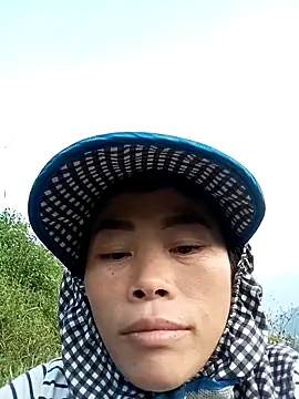 CoMay003 online show from 13, 10, 2025