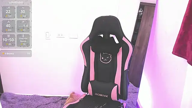 samiacooper25 online show from 9, 9, 2025