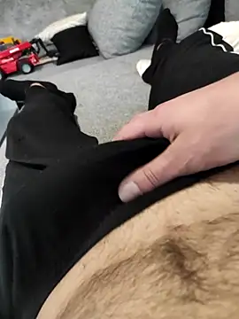 Snapshot of hansvonerotic1 chatting on 6, 11, 2025 hansvonerotic1 online show from 6, 11, 2025