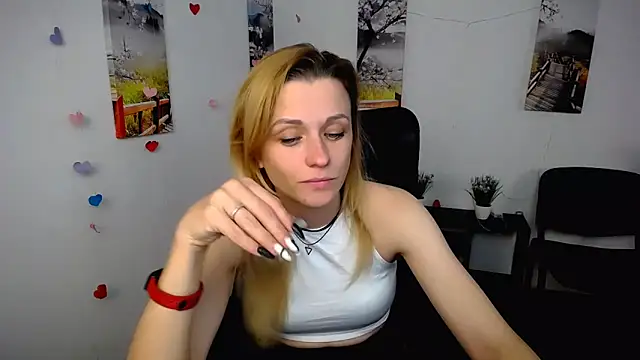 PeppyMia online show from 12, 11, 2025