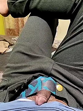 Snapshot of Kartik200798 chatting on 16, 10, 2025 Kartik200798 online show from 16, 10, 2025